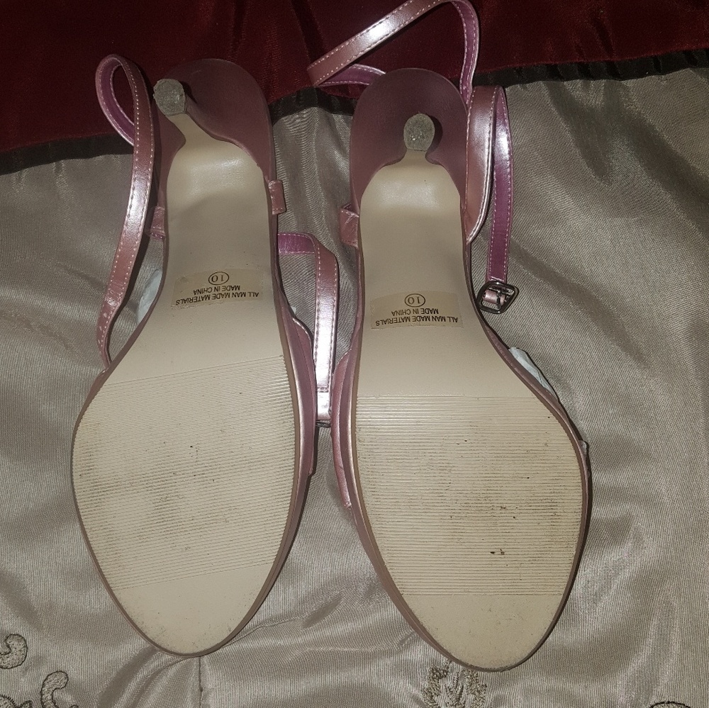 Shoes - Picture 3 of 3